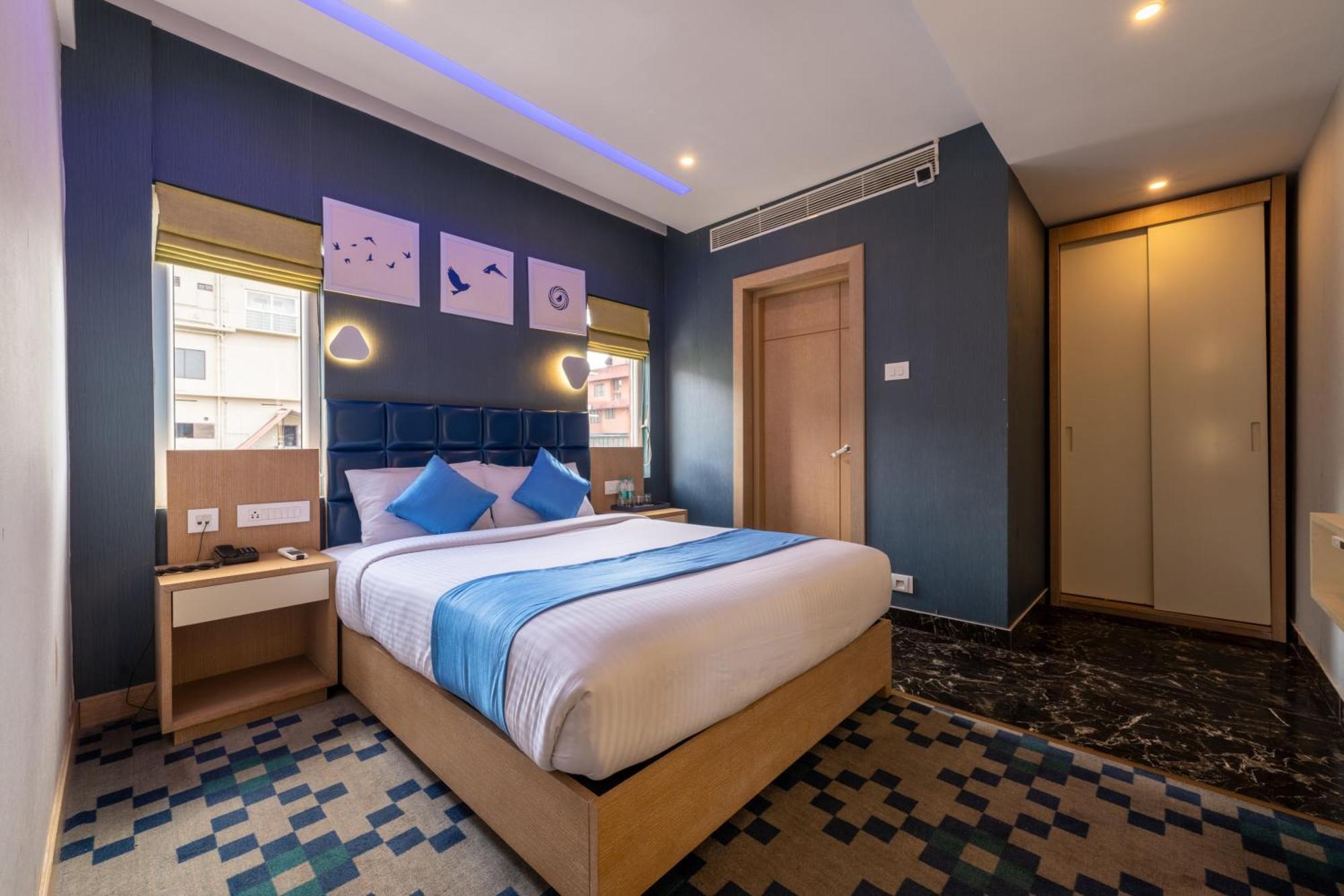 Mintotel Wayanad Sultan Bathery Exterior photo