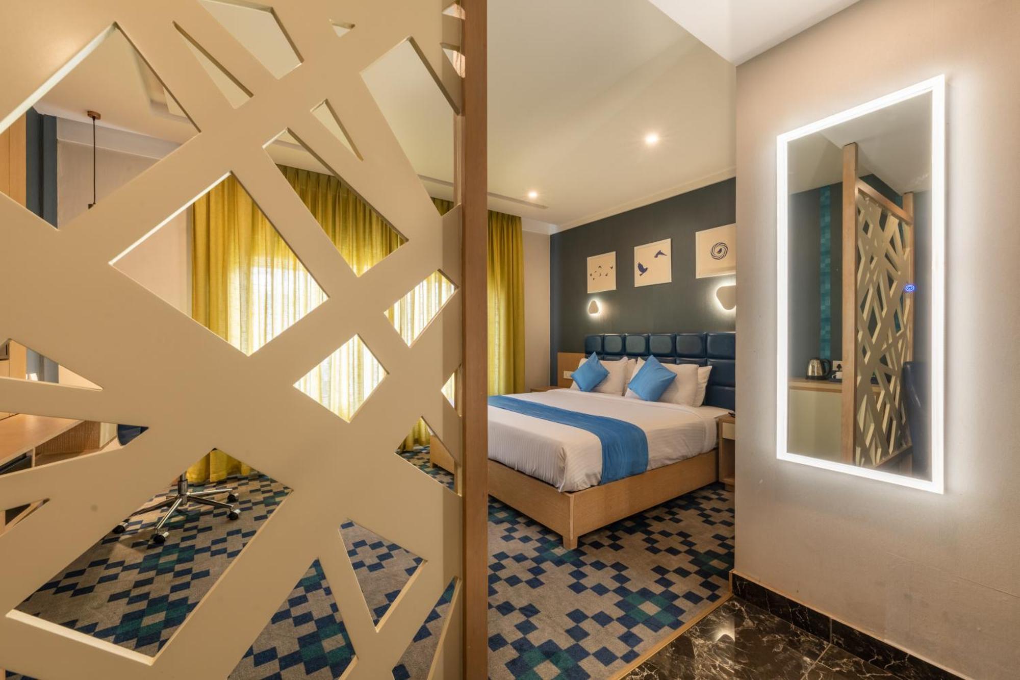 Mintotel Wayanad Sultan Bathery Exterior photo